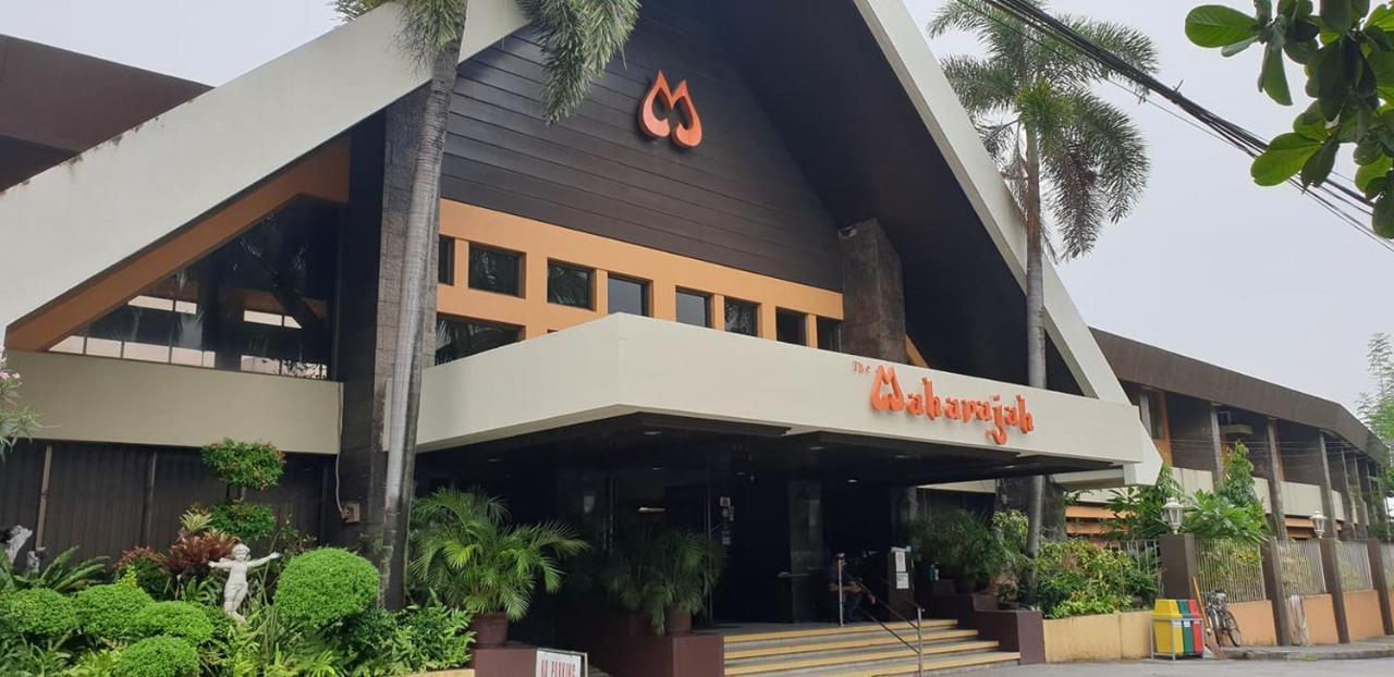 Maharajah Hotel Angeles Exterior photo